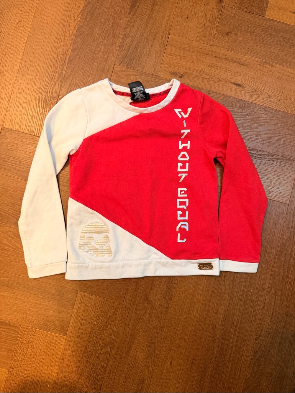 Star Wars Galaxy’s Edge Red & White Spirit Jersey Sweatshirt Size M